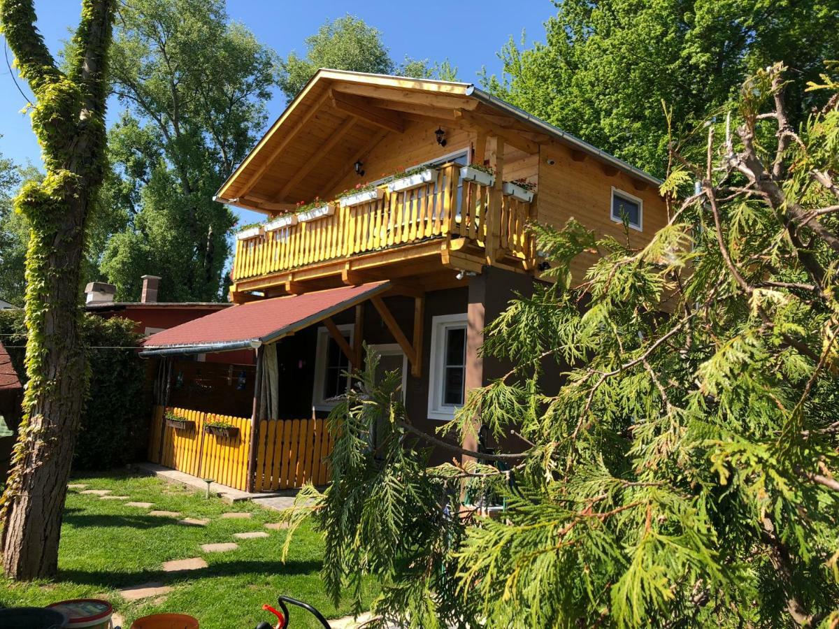 Hero 4 Sterne Ferienhaus Baja Eksteriør billede