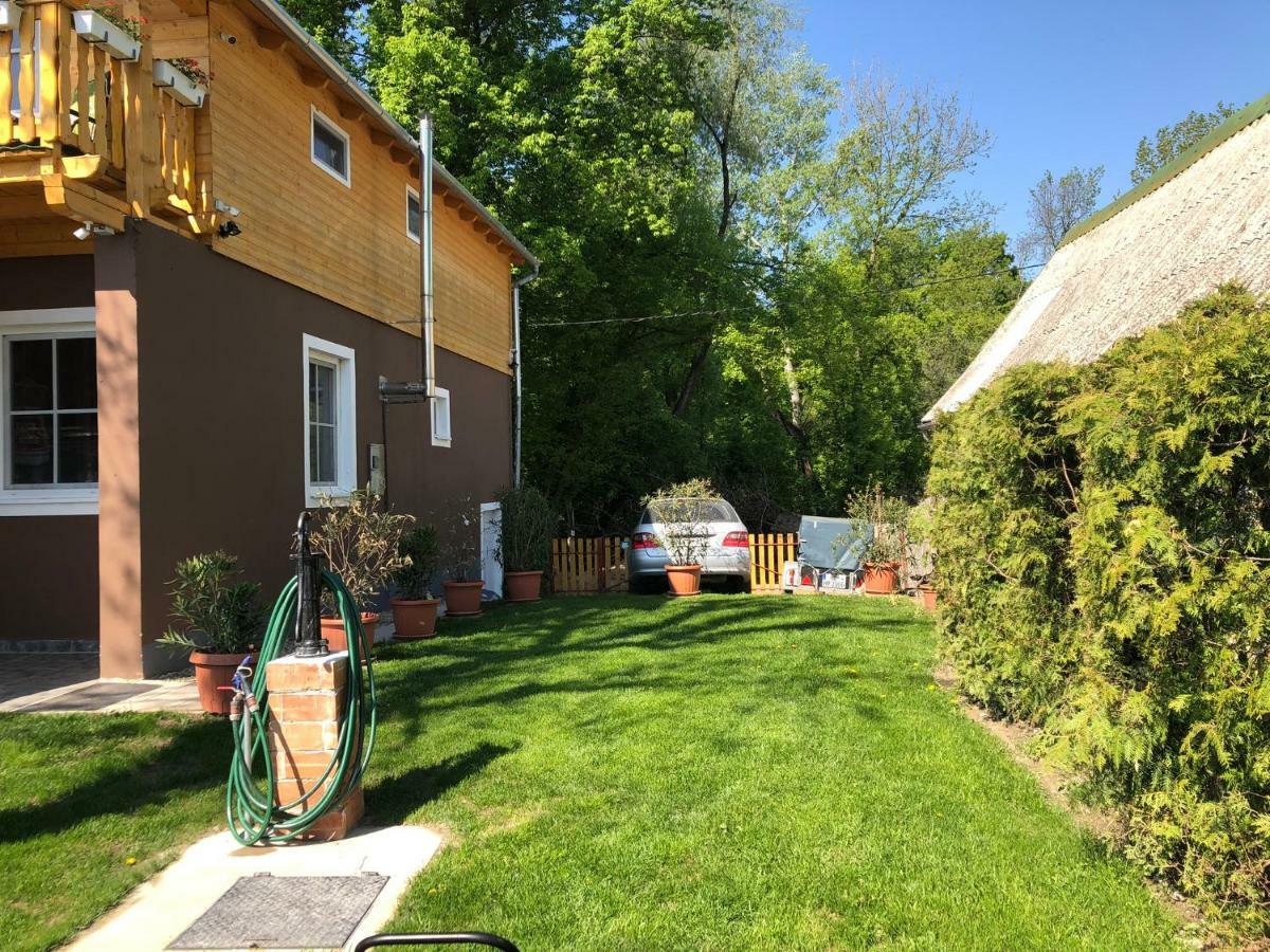 Hero 4 Sterne Ferienhaus Baja Eksteriør billede